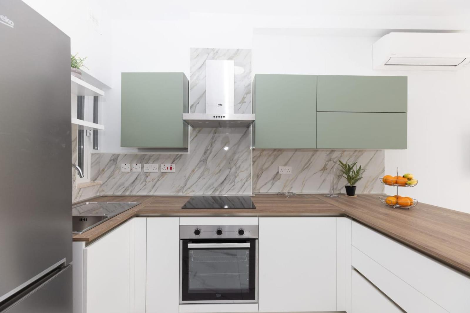 Bordino 2 Bedroom Apartment เซนต์พอลส์เบย์ ภายนอก รูปภาพ