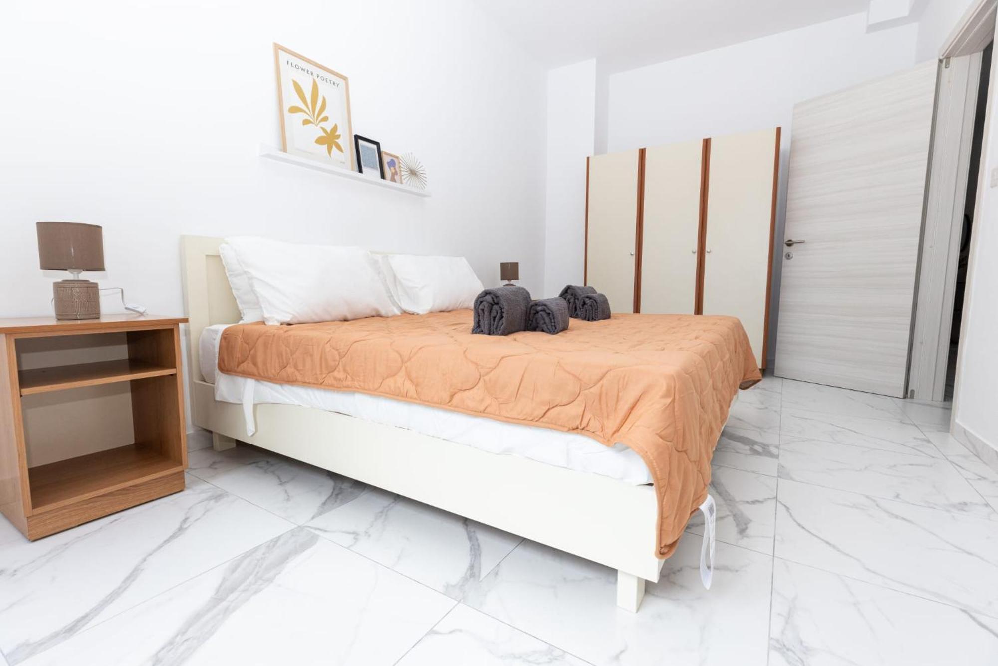 Bordino 2 Bedroom Apartment เซนต์พอลส์เบย์ ภายนอก รูปภาพ